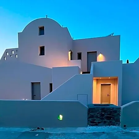 Elements Cozy Pyrgos Hotel Santorini Island
