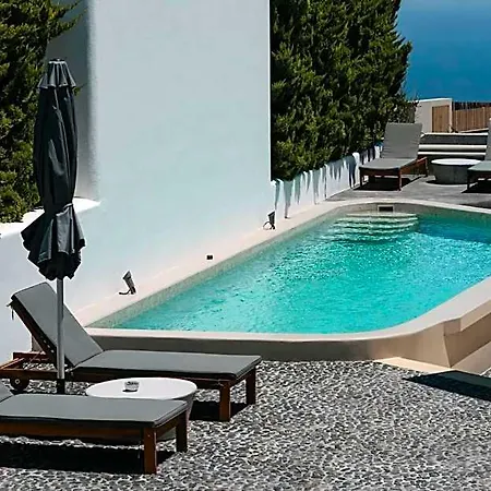 Elements Cozy Pyrgos Hotel Santorini Island