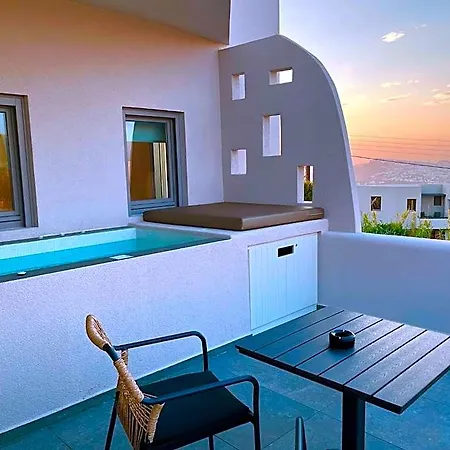 Elements Cozy Pyrgos Hotel *