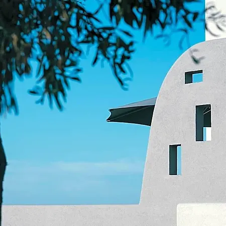 Elements Cozy Pyrgos Santorini Island