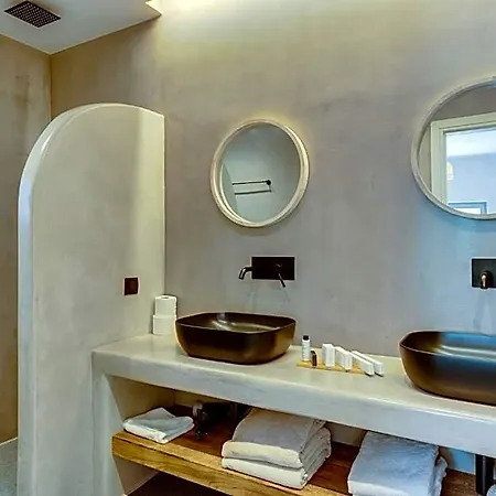 Elements Cozy Pyrgos Hotel
