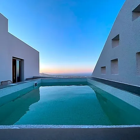 Elements Cozy Pyrgos *